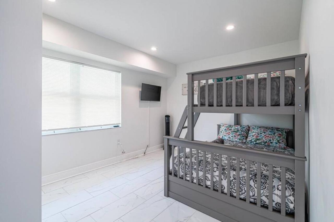 The Purple Pelican Beachfront With Ocean Balcony Unit 1 Fort Lauderdale Exterior foto