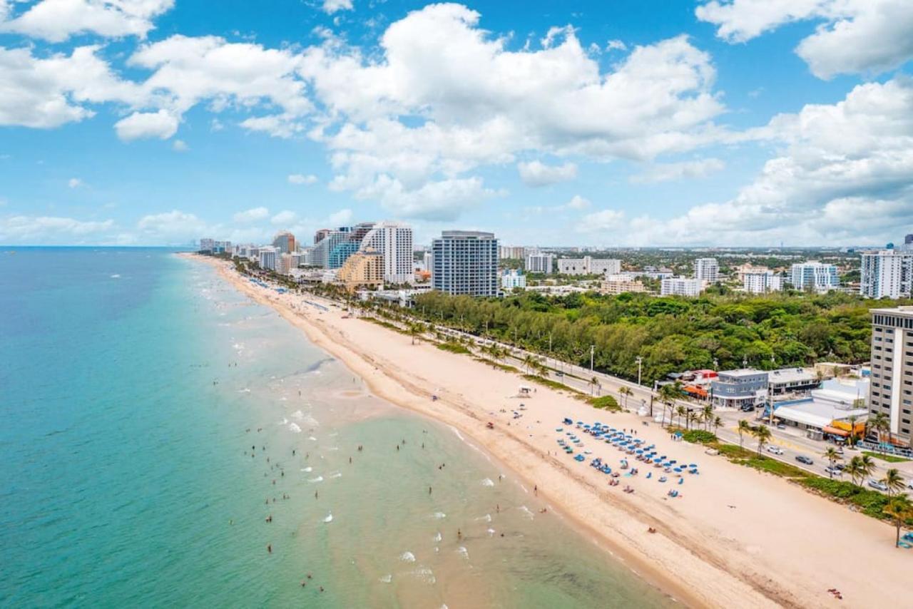 The Purple Pelican Beachfront With Ocean Balcony Unit 1 Fort Lauderdale Exterior foto